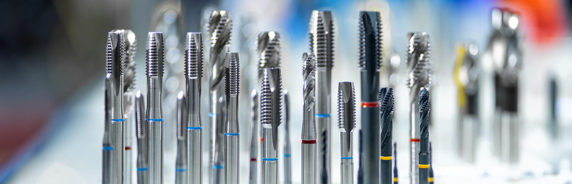 Ultrasonic cleaning systems for tools